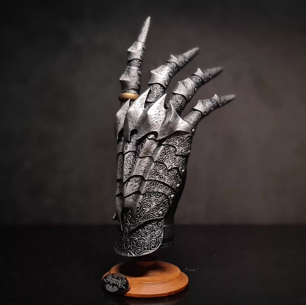 Gauntlet of the Dark Lord Sauron